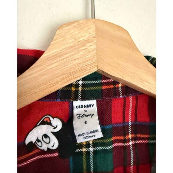 Disney x Old Navy Mickey Mouse and Minnie Plaid 100% Cotton Pajamas in Red - Picture 6 of 9
